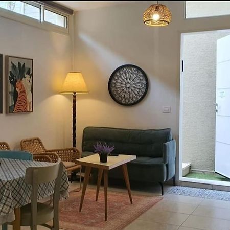 נקודת חן Apartment Shadmot Devora Bagian luar foto