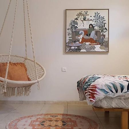 נקודת חן Apartment Shadmot Devora Bagian luar foto