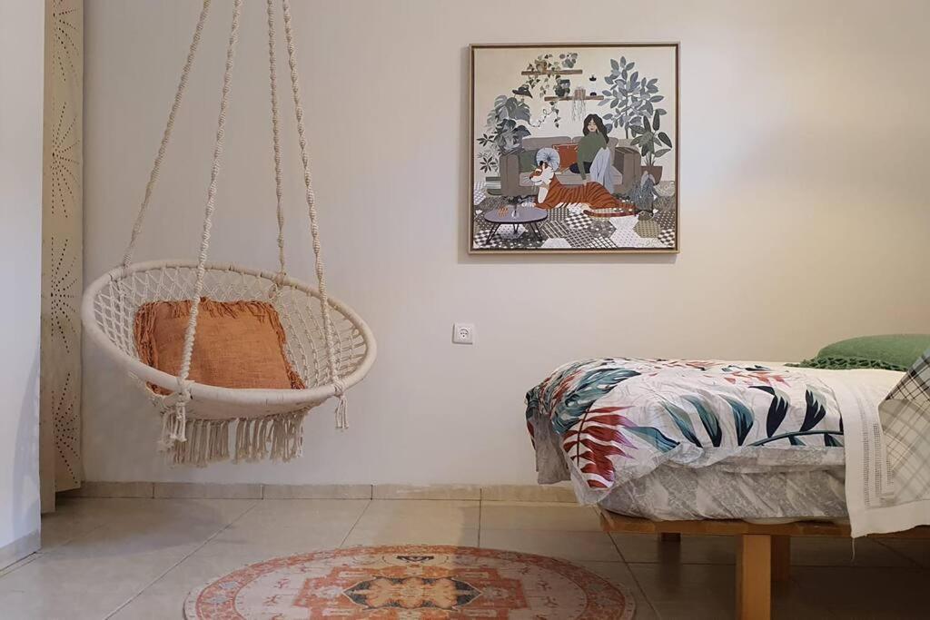 נקודת חן Apartment Shadmot Devora Bagian luar foto